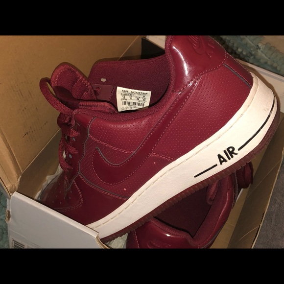 **RARE** NIKE AIR FORCE 1 07' TEAM RED MENS SIZE 12 NEW IN BOX!!! - Picture 2 of 16